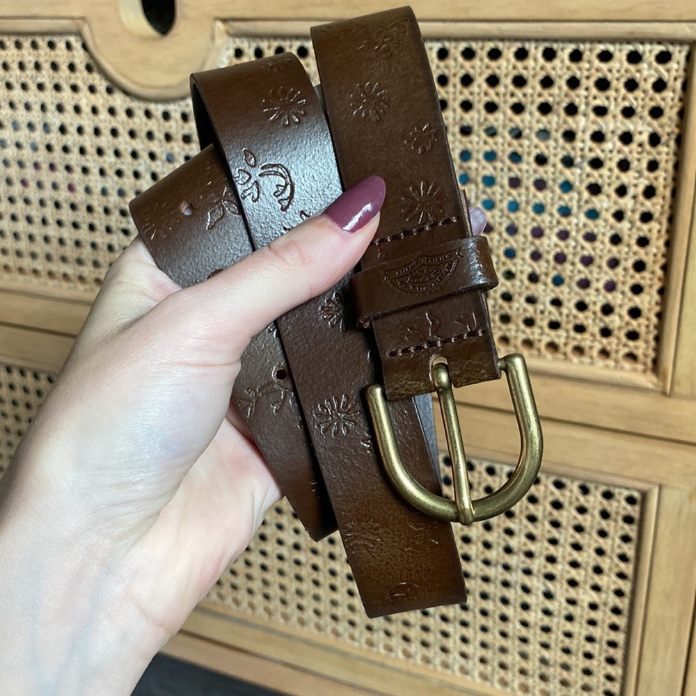 Levi’s 100% bovine leather belt